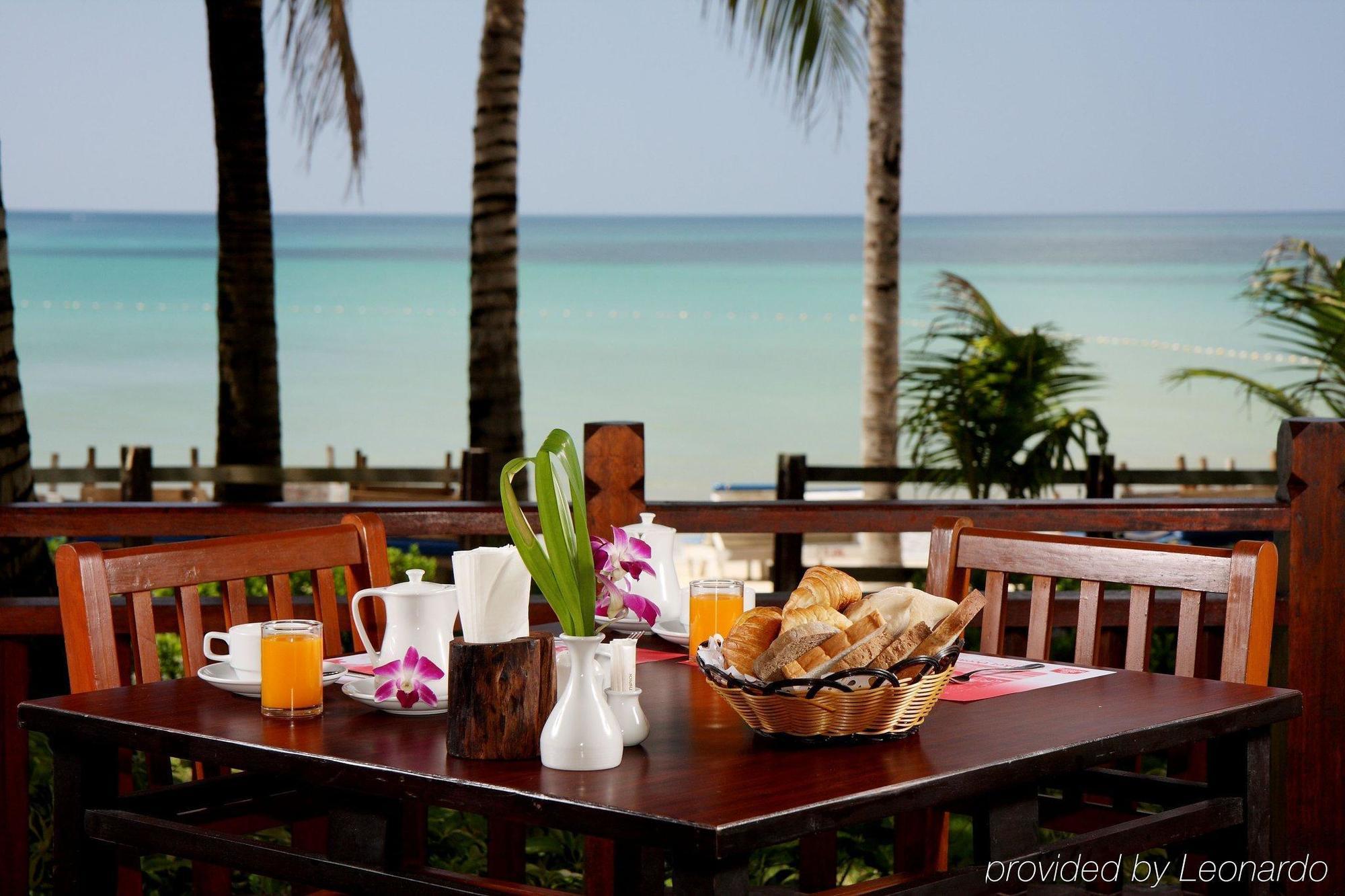 Kamala Beach Inn Phuket Buitenkant foto